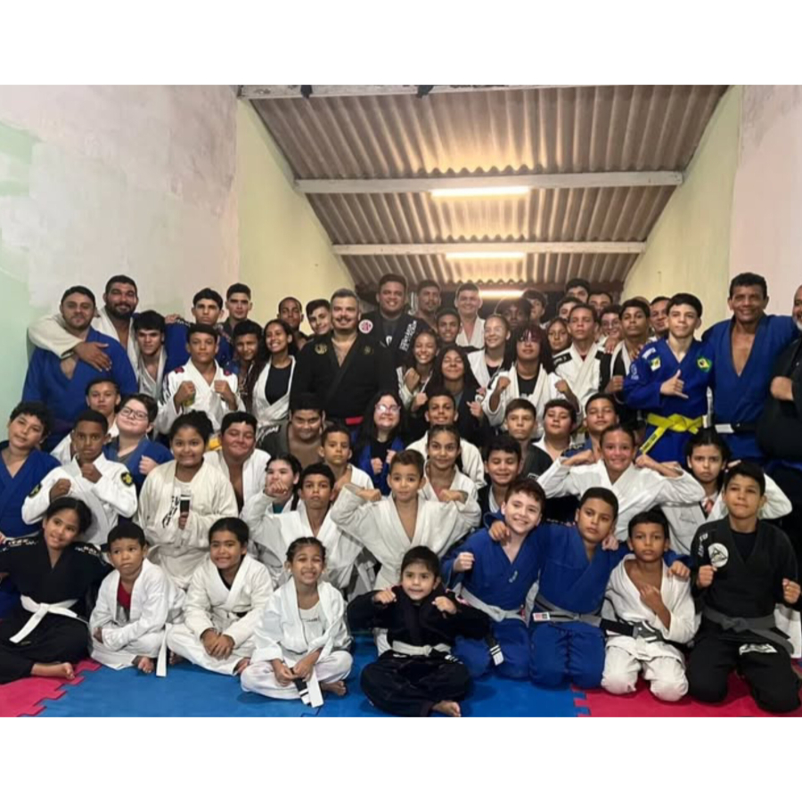 RoxBJJ: Fé, dedicação e conquistas no tatame e na vida!